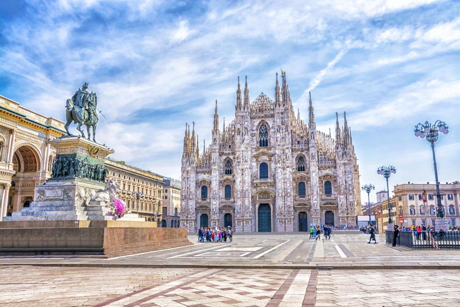 Santa Giulia Suite - 15Min Duomo ミラノ エクステリア 写真