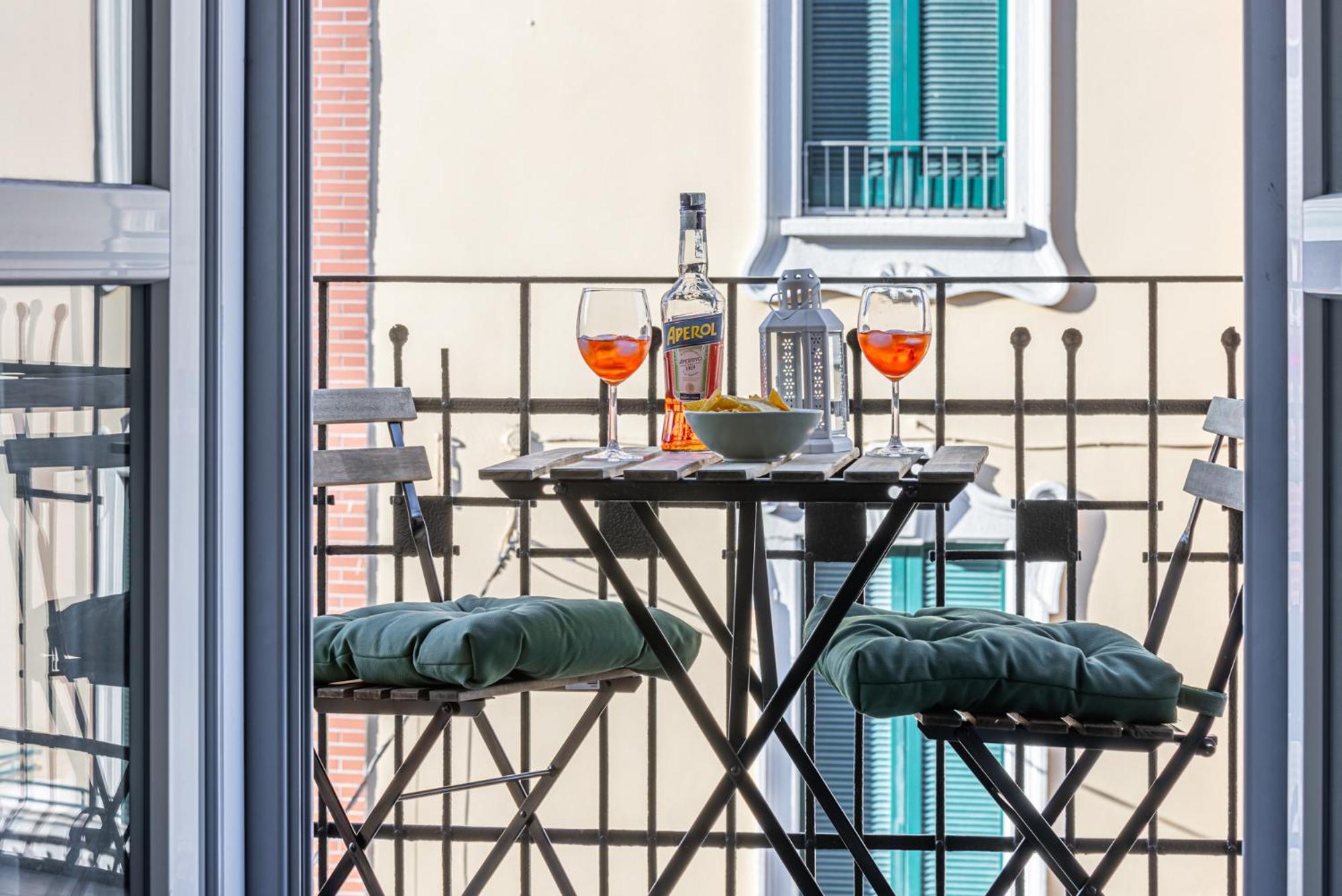 Santa Giulia Suite - 15Min Duomo ミラノ エクステリア 写真